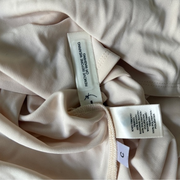 Ann Taylor Light Pink Women’s Blouse. Size Medium. - Picture 7 of 9